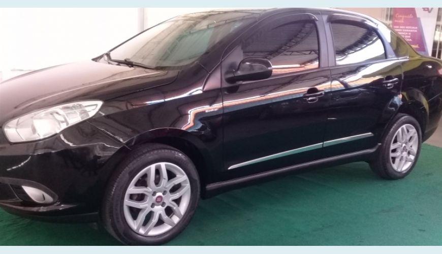 FIAT GRAND SIENA 1.6 MPI ESSENCE 16V FLEX 4P AUT. - PRETO - 2013 Foto 3 (Grande)