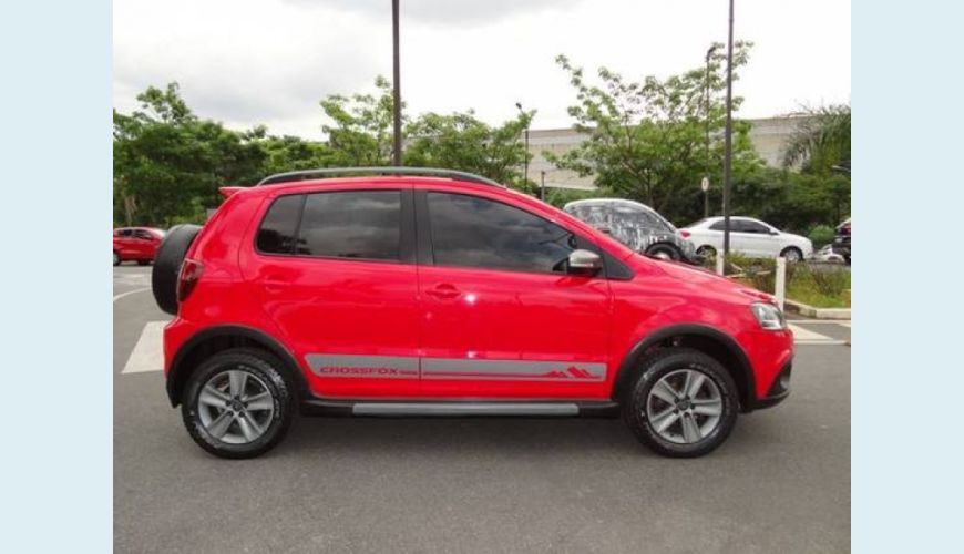 VOLKSWAGEN CROSSFOX 1.6 MI FLEX 8V 4P - VERMELHO - 2012 Foto 3 (Grande)