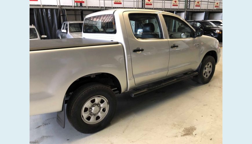 TOYOTA HILUX 2.5 STD 4X2 CD 16V TURBO DIESEL 4P - BEGE - 2011 Foto 3 (Grande)