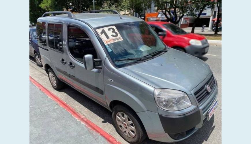 FIAT DOBLO 1.4 MPI ATTRACTIVE 8V FLEX 4P - CINZA - 2013 Foto 3 (Grande)