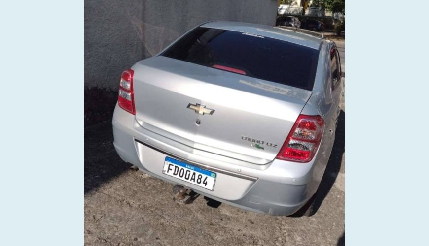 CHEVROLET COBALT 1.4 SFI LTZ 8V FLEX 4P - PRATA - 2012 Foto 3 (Grande)