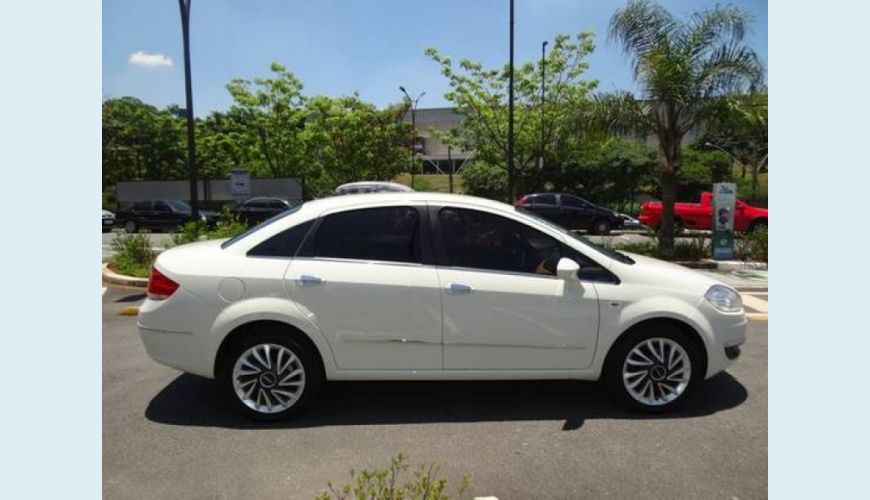FIAT LINEA 1.8 ESSENCE 16V FLEX 4P AUT. - BRANCO - 2016 Foto 3 (Grande)
