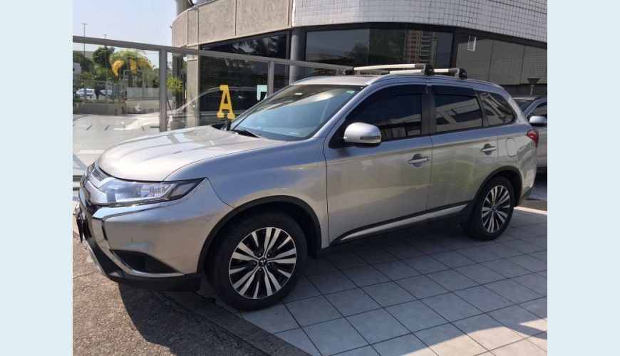 MITSUBISHI OUTLANDER 2.0 MIVEC HPE AUT. - PRATA - 2020 Foto 3 (Grande)