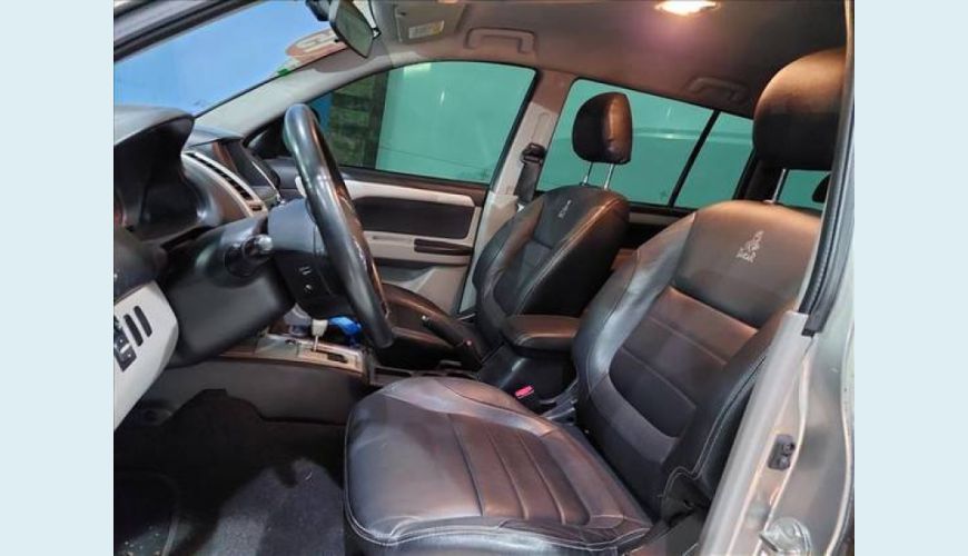 MITSUBISHI PAJERO DAKAR 3.5 HPE 7 LUGARES 4X4 V6 24V FLEX 4P AUT. - PRATA - 2015 Foto 3 (Grande)