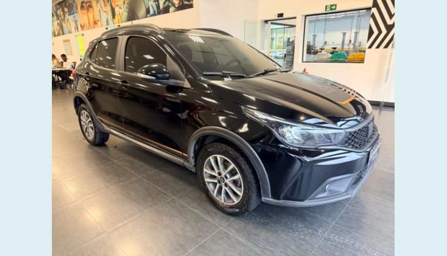 FIAT ARGO 1.3 FIREFLY FLEX TREKKING MANUAL - PRETO - 2024 Foto 3 (Grande)