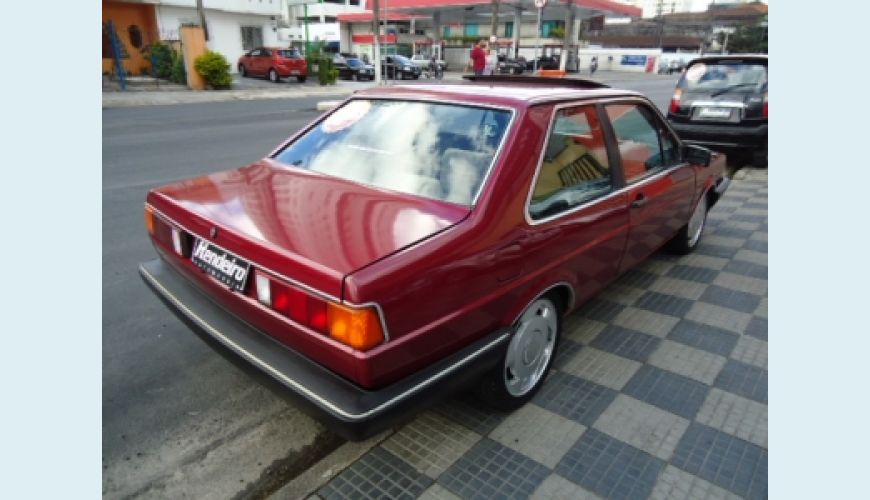 VOLKSWAGEN SANTANA GLSI GLS 1.8/ 2.0 - VINHO - 1990 Foto 3 (Grande)