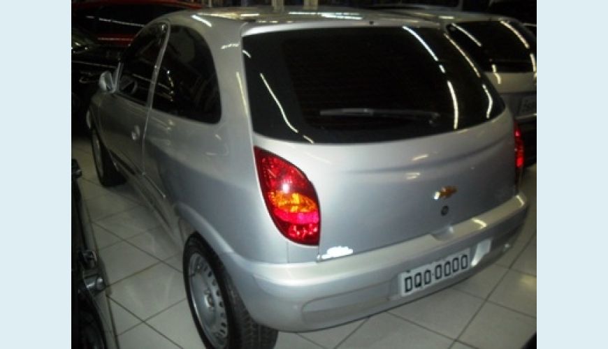 CHEVROLET CELTA 2P SPIRIT - PRATA - 2005 Foto 3 (Grande)