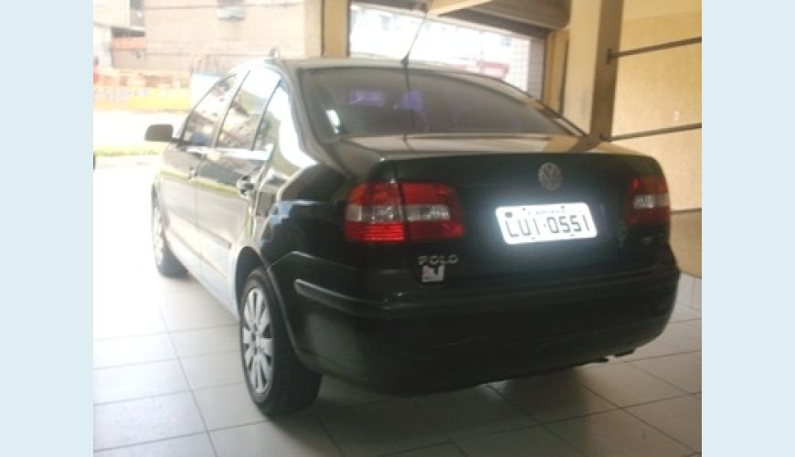 VOLKSWAGEN POLO SEDAN 1.6 MI TOTAL FLEX 8V 4P - PRETO - 2005 Foto 3 (Grande)