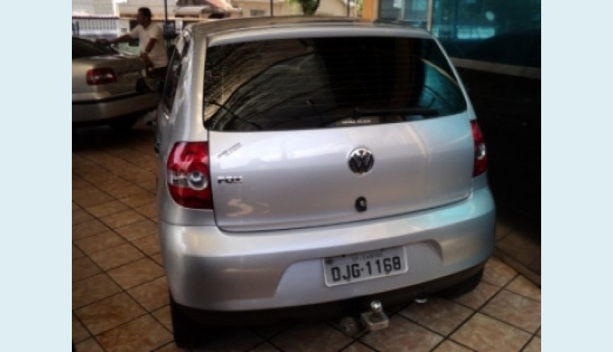 VOLKSWAGEN FOX 4P 1.0 FLEX - PRATA - 2005 Foto 3 (Grande)