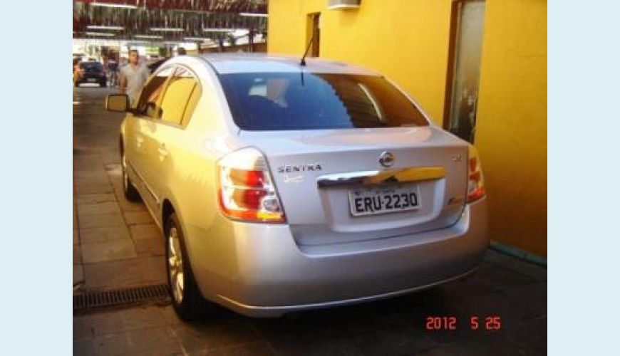 NISSAN SENTRA SL 2.0 AUT. FLEX - PRATA - 2011 Foto 3 (Grande)