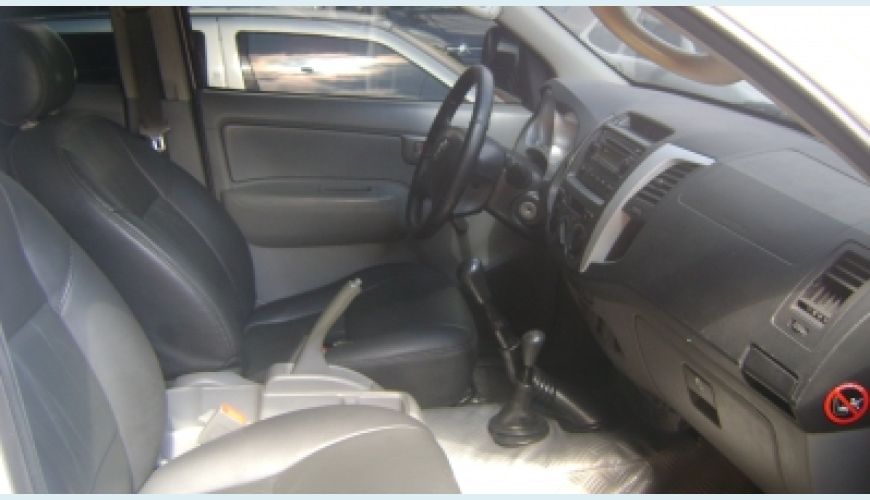 TOYOTA HILUX CD SR 2.5 4X4 - BRANCO - 2007 Foto 3 (Grande)