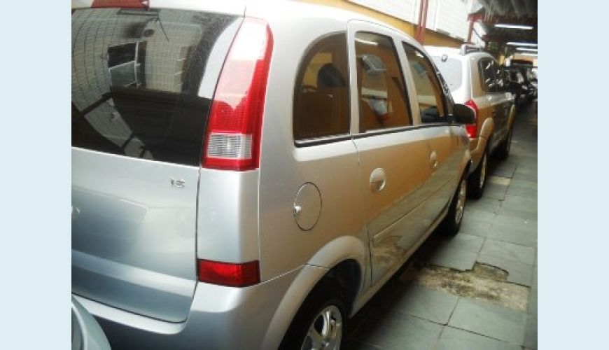 CHEVROLET MERIVA 1.8 - PRATA - 2003 Foto 3 (Grande)