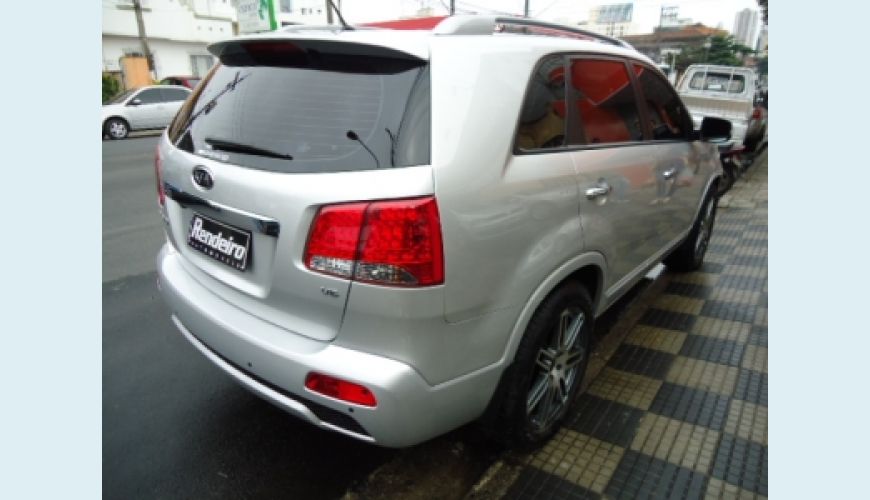 KIA SORENTO 3.5 V6 24V 278CV 4X2 AUT. - PRATA - 2011 Foto 3 (Grande)