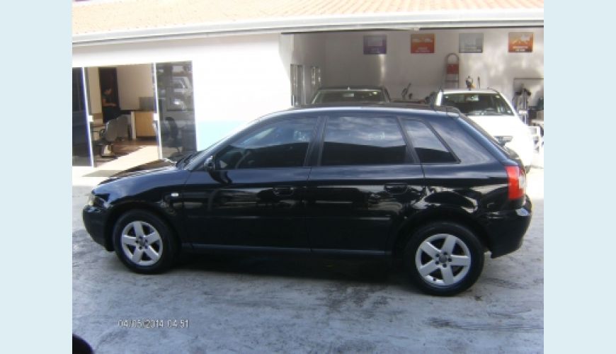 AUDI A3 1.8 TURBO 5P AUT. - PRETO - 2004 Foto 3 (Grande)
