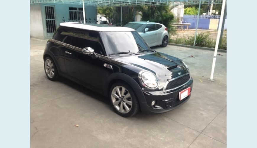 MINI COOPER S 1.6 - PRETO - 2013 Foto 3 (Grande)