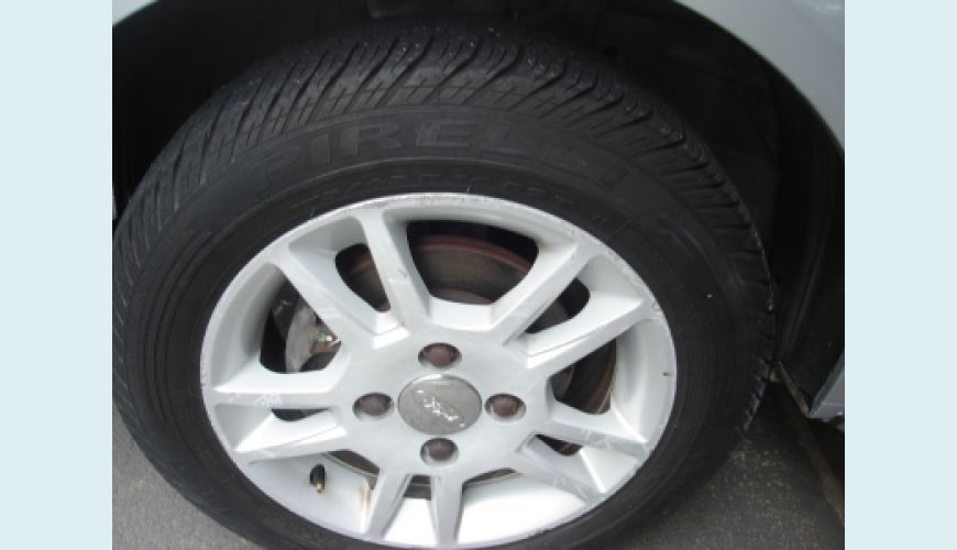 FORD FIESTA TRAIL 1.6 8V FLEX 5P - PRATA - 2008 Foto 3 (Grande)