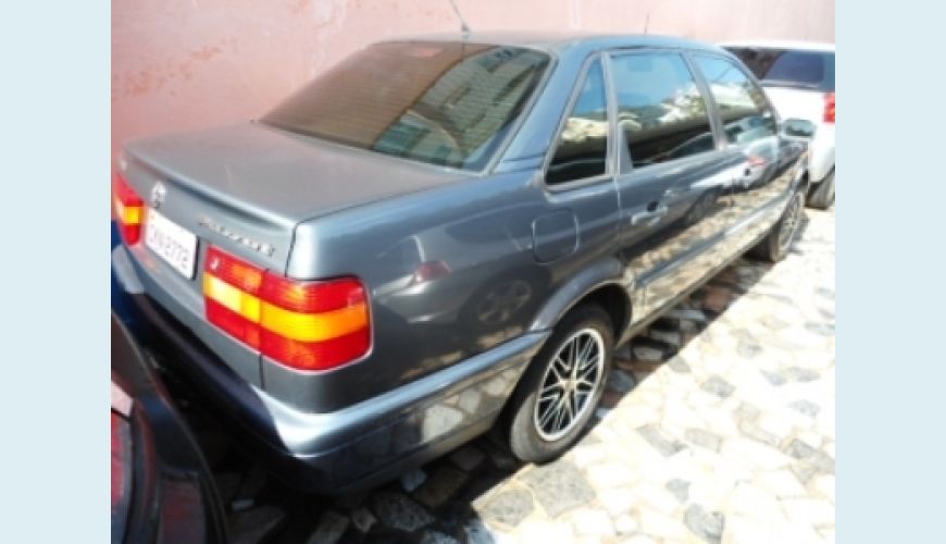 VOLKSWAGEN PASSAT 2.0 - CINZA - 1996 Foto 3 (Grande)