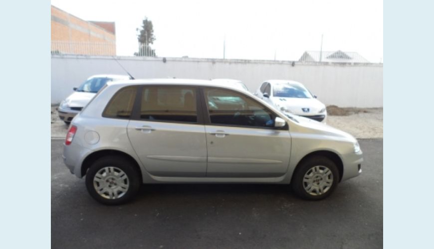 FIAT STILO 1.8 ATTRACTIVE FLEX 8V 5P - PRATA - 2011 Foto 3 (Grande)