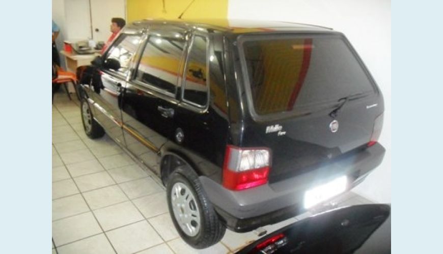 FIAT UNO 4P ECONOMY 1.0 FLEX - PRETO - 2010 Foto 3 (Grande)