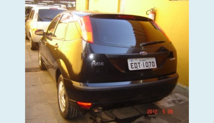 FORD FOCUS HATCH 4P 2.0 - PRETO - 2008 Foto 3 (Grande)