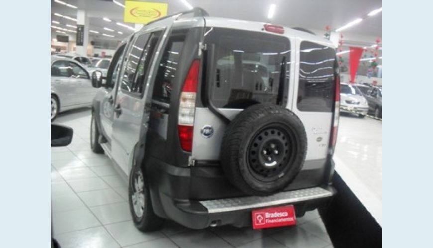FIAT DOBLO ADVENTURE TRYON 1.8 FLEX - PRATA - 2007 Foto 3 (Grande)