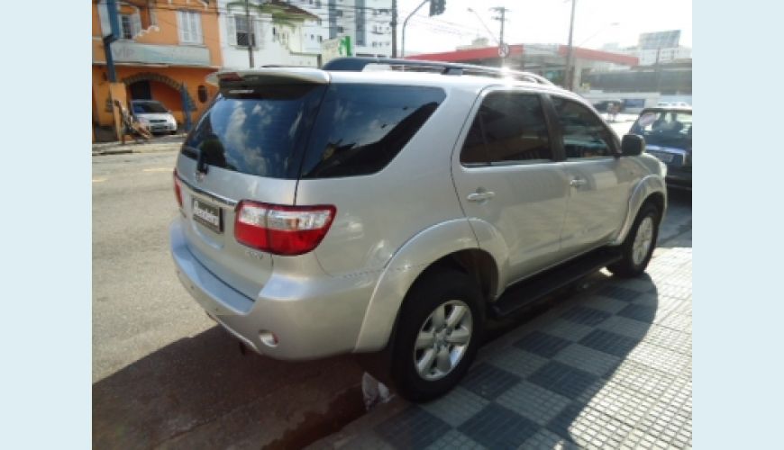 TOYOTA HILUX SW4 SR 4X2 2.7/ 2.7 FLEX 16V AUT. - PRATA - 2011 Foto 3 (Grande)