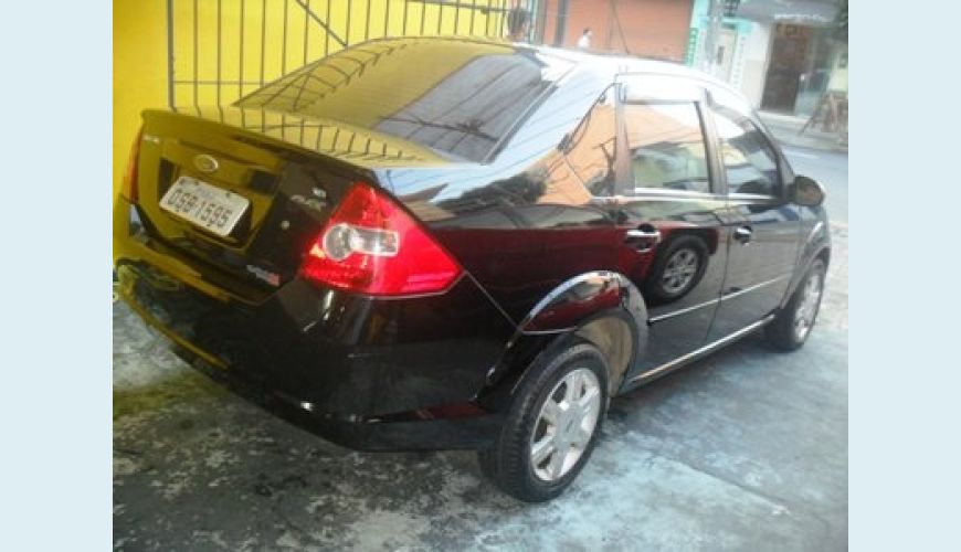 FORD FIESTA SEDAN 4P 1.6 FLEX - PRETO - 2006 Foto 3 (Grande)
