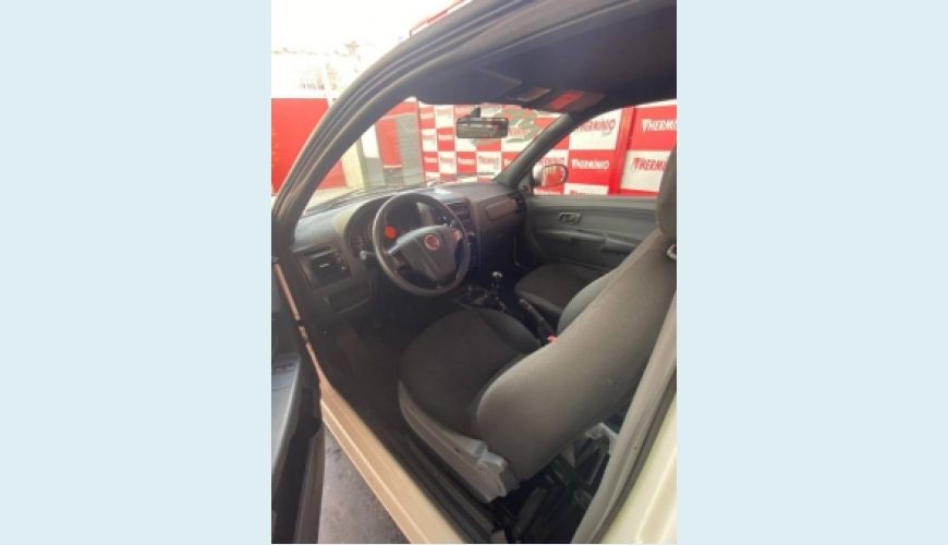 FIAT STRADA 1.4 MPI HARD WORKING CS 8V FLEX 2P - BRANCO - 2020 Foto 4 (Grande)