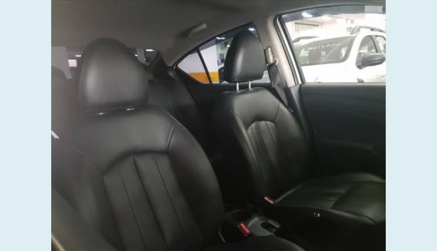NISSAN VERSA 1.6 16V FLEXSTART UNIQUE 4P XTRONIC - BRANCO - 2018 Foto 4 (Grande)