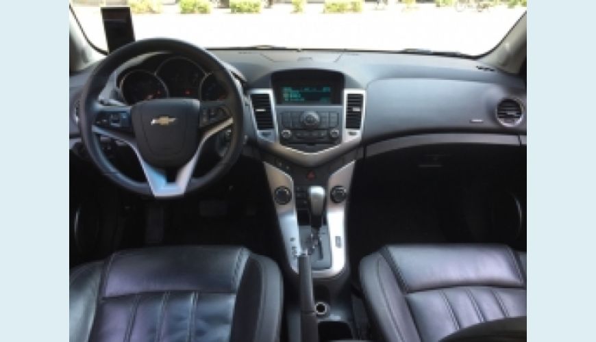 CHEVROLET CRUZE 1.8 LT 16V FLEX 4P AUT. - PRETO - 2013 Foto 4 (Grande)
