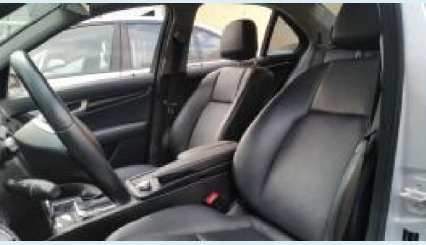 MERCEDES-BENZ C 180 1.6 CLASSIC KOMPRESSOR SPECIAL 4P AUT. - PRATA - 2012 Foto 4 (Grande)