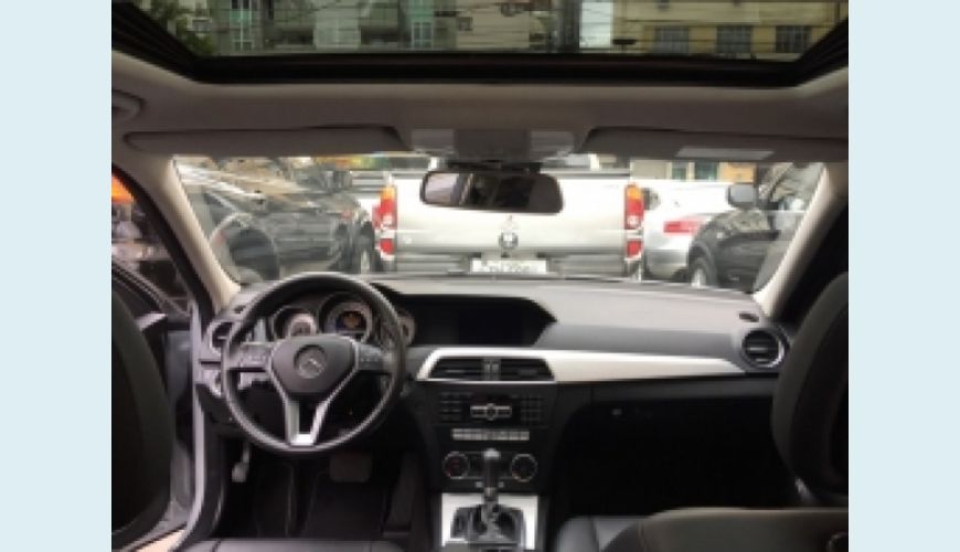 MERCEDES-BENZ C 200 1.8 CGI AVANTGARDE 16V 4P AUT. - PRATA - 2013 Foto 4 (Grande)