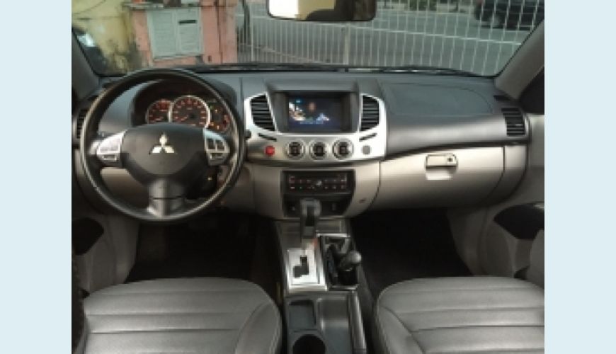 MITSUBISHI L200 TRITON 3.2 HPE 4X4 CD 16V TURBO INTERCOOLER DIESEL 4P AUT. - BRANCO - 2014 Foto 4 (Grande)