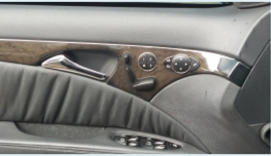 MERCEDES-BENZ E 320 3.2 AVANTGARDE V6 4P AUT. - PRETO - 2003 Foto 4 (Grande)