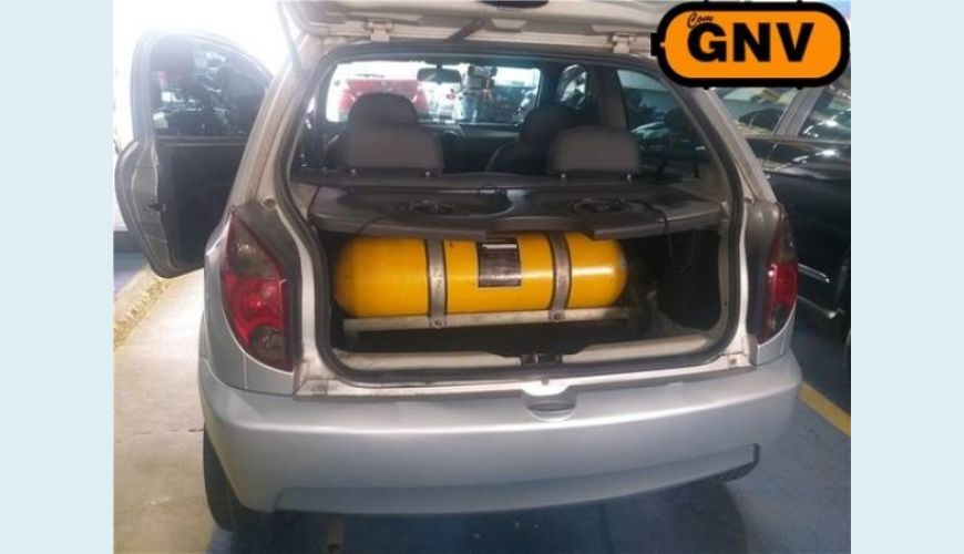 CHEVROLET CELTA 1.0 MPFI LS 8V FLEX 2P - PRATA - 2012 Foto 4 (Grande)