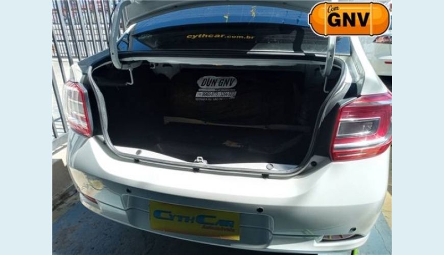 RENAULT LOGAN 1.6 DYNAMIQUE 8V FLEX 4P AUT. - BRANCO - 2015 Foto 4 (Grande)
