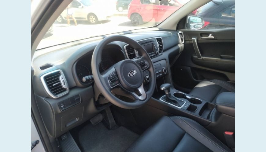 KIA SPORTAGE 2.0 LX 4X2 16V FLEX 4P AUT. - PRATA - 2017 Foto 4 (Grande)
