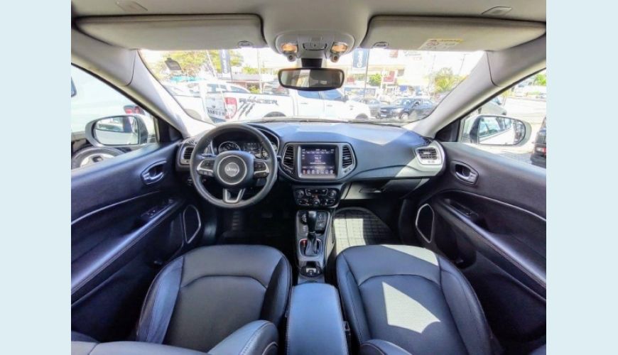 JEEP COMPASS 2.0 16V DIESEL LONGITUDE 4X4 AUT. - BRANCO - 2018 Foto 4 (Grande)