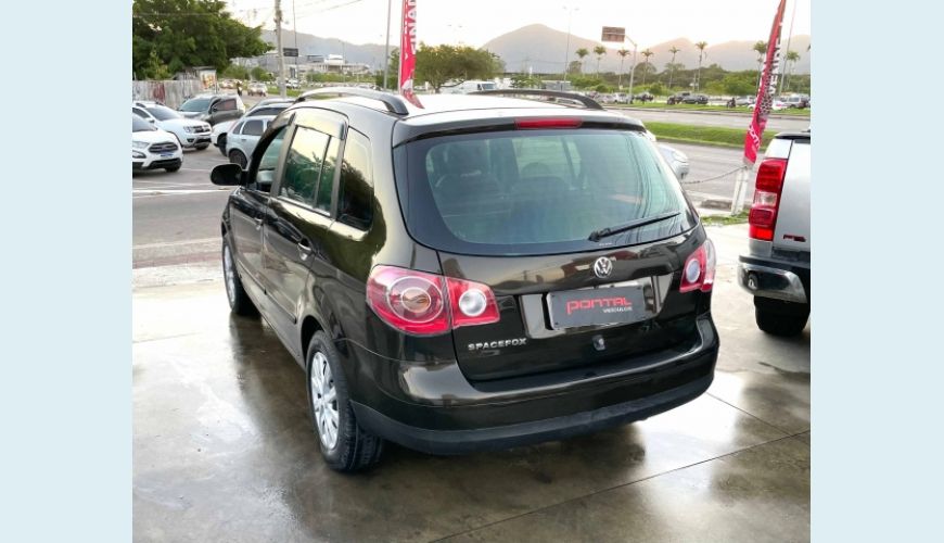 VOLKSWAGEN SPACEFOX 1.6 MI 8V FLEX 4P - CINZA - 2008 Foto 4 (Grande)