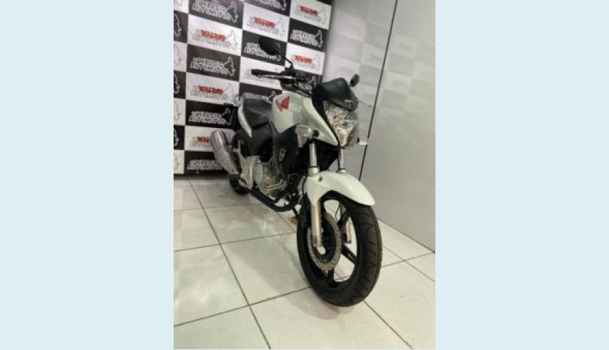 HONDA CB 300R STREET - BRANCO - 2012 Foto 4 (Grande)