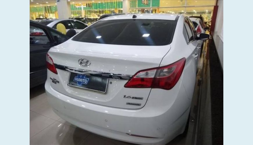 HYUNDAI HB 20S 1.6 PREMIUM 16V FLEX 4P AUT. - BRANCO - 2015 Foto 4 (Grande)
