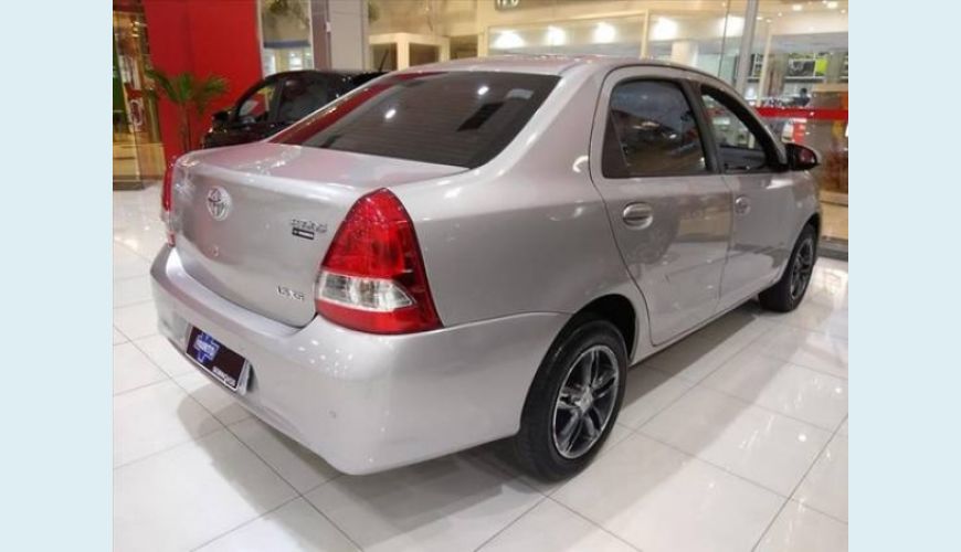 TOYOTA ETIOS 1.5 XS SEDAN 16V FLEX 4P - PRATA - 2018 Foto 4 (Grande)
