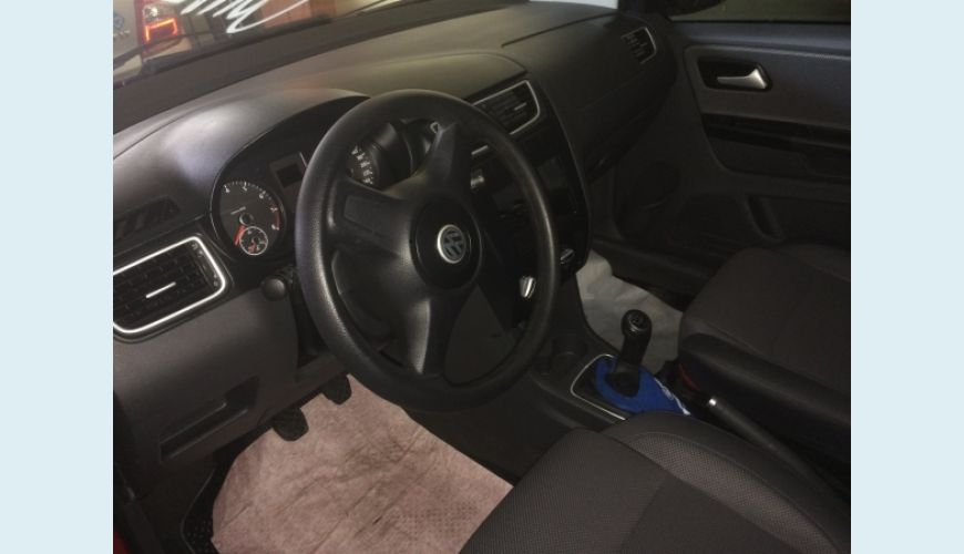 VOLKSWAGEN FOX 1.6 MI PRIME 8V FLEX 4P - VERMELHO - 2010 Foto 4 (Grande)
