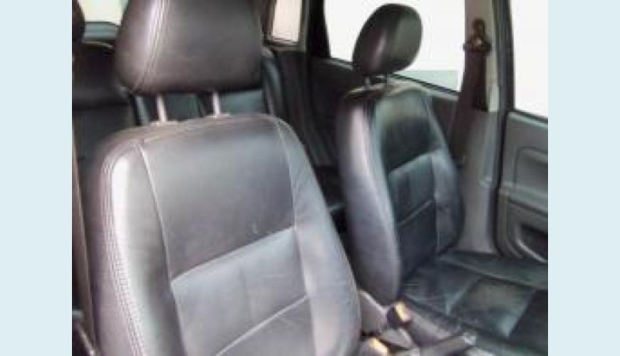 FORD FIESTA 1.0 MPI 8V 4P - PRETO - 2005 Foto 4 (Grande)
