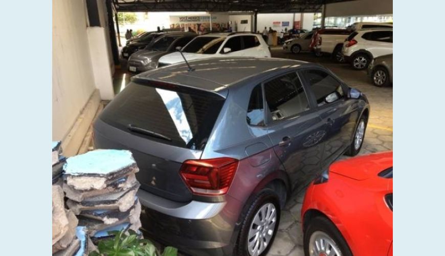 VOLKSWAGEN POLO 1.0 MPI TOTAL FLEX - CINZA - 2018 Foto 4 (Grande)