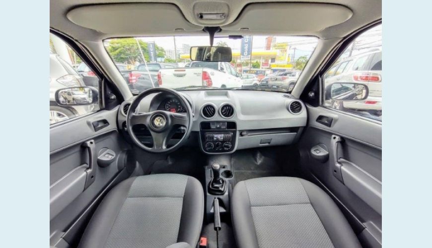 VOLKSWAGEN GOL 1.0 MI 8V FLEX 2P G.IV - PRETO - 2013 Foto 4 (Grande)