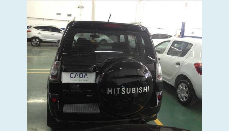 MITSUBISHI PAJERO TR4 2.0 4X2 16V 140CV FLEX 4P - PRETO - 2015 Foto 4 (Grande)