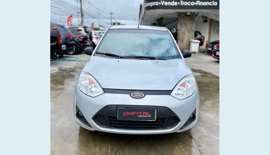 FORD FIESTA 1.6 ROCAM SEDAN 8V FLEX 4P - PRATA - 2013 Foto 4 (Grande)