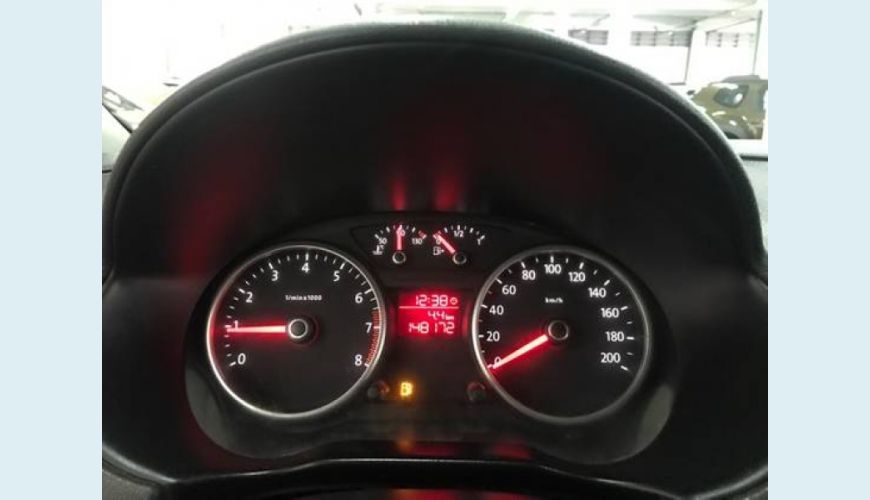 VOLKSWAGEN VOYAGE 1.0 MI 8V FLEX 4P - PRETO - 2012 Foto 4 (Grande)