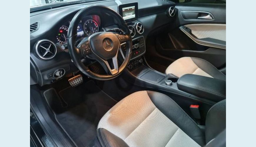 MERCEDES-BENZ A 200 1.6 TURBO 16V FLEX 4P AUT. - PRETO - 2015 Foto 4 (Grande)